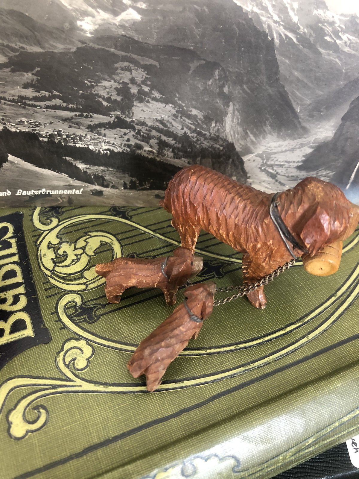 ○s-33/木彫りのセントバーナードの親子 | PISKEY -イギリスのふるい