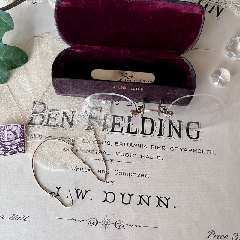 ○o-124/フィンチ眼鏡とメガネケースセット | PISKEY -イギリスの