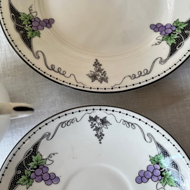 ○sh-41/Shelley アール・デコのトリオ カップ＆ソーサー＋プレート