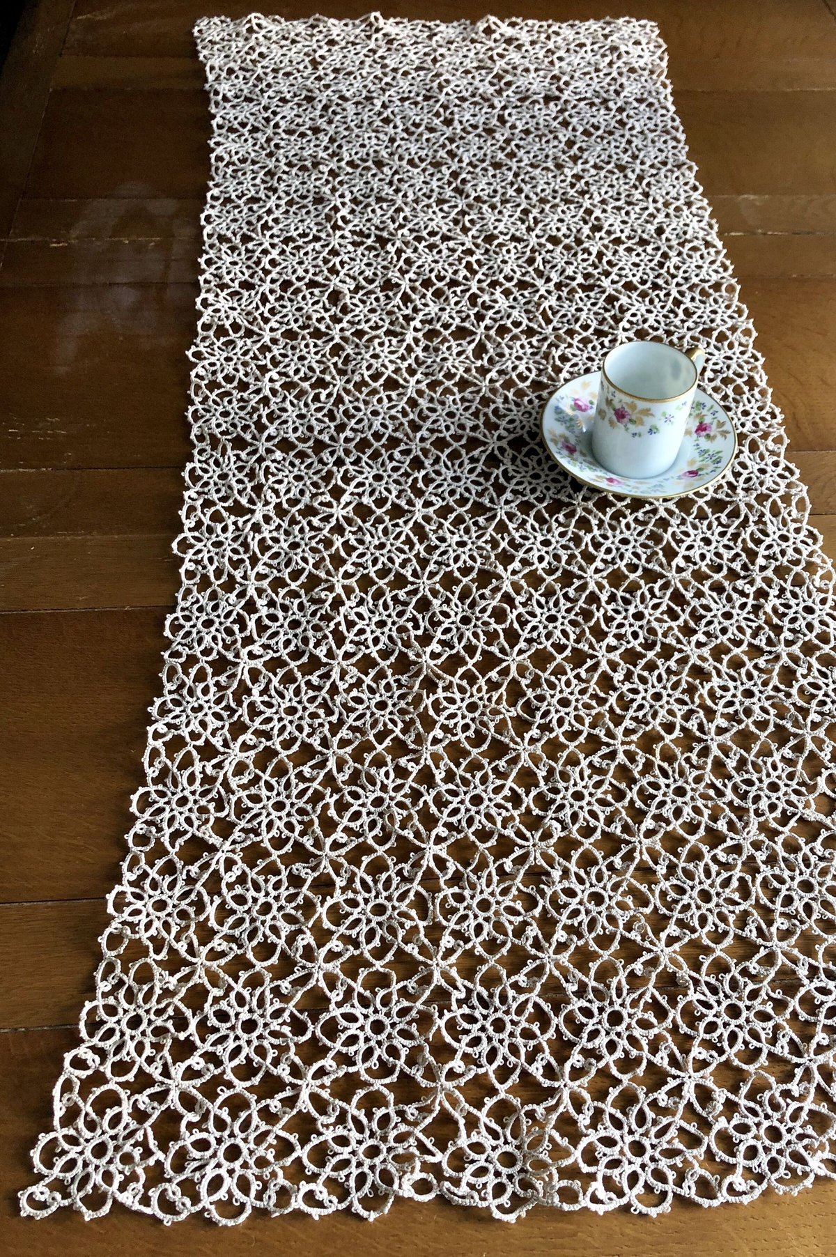 タティングレース テーブルランナー 三色 絹糸 大判 【公式通販】