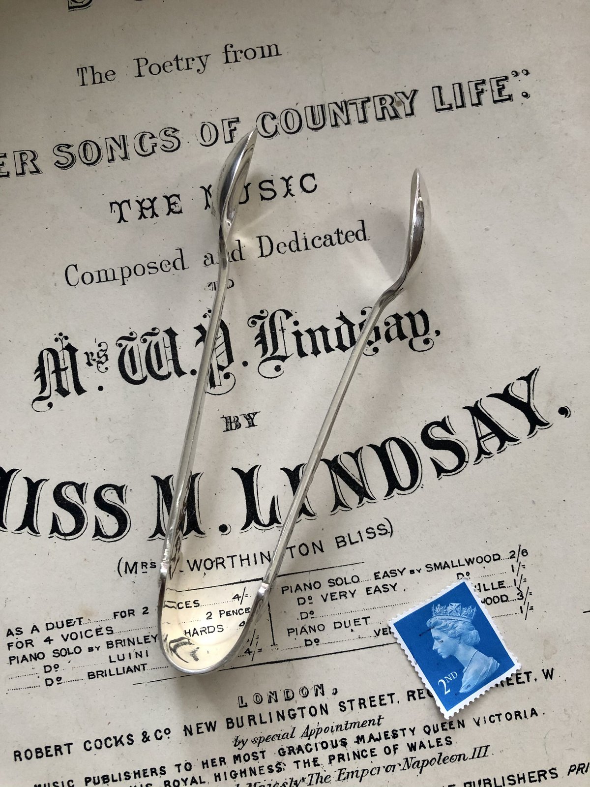 イギリス純銀シュガートングピアス（透かし）入り1780年頃