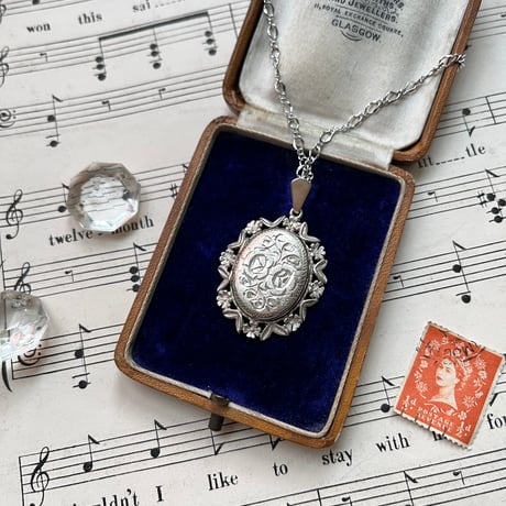 アンティーク　クリア　ラウンド　ロケット　ペンダント 楽天市場】植物 柄 シルバー ロケットペンダント ペンダント