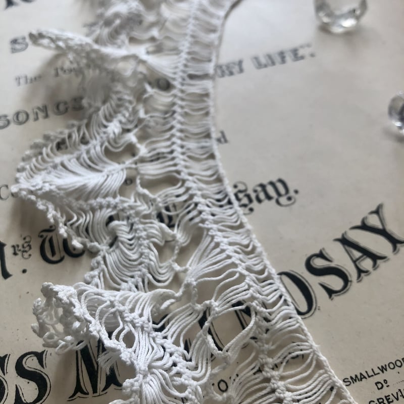 ○ⅼ－49/手編みのラウンド型ヘアピンレース | PISKEY -イギリス