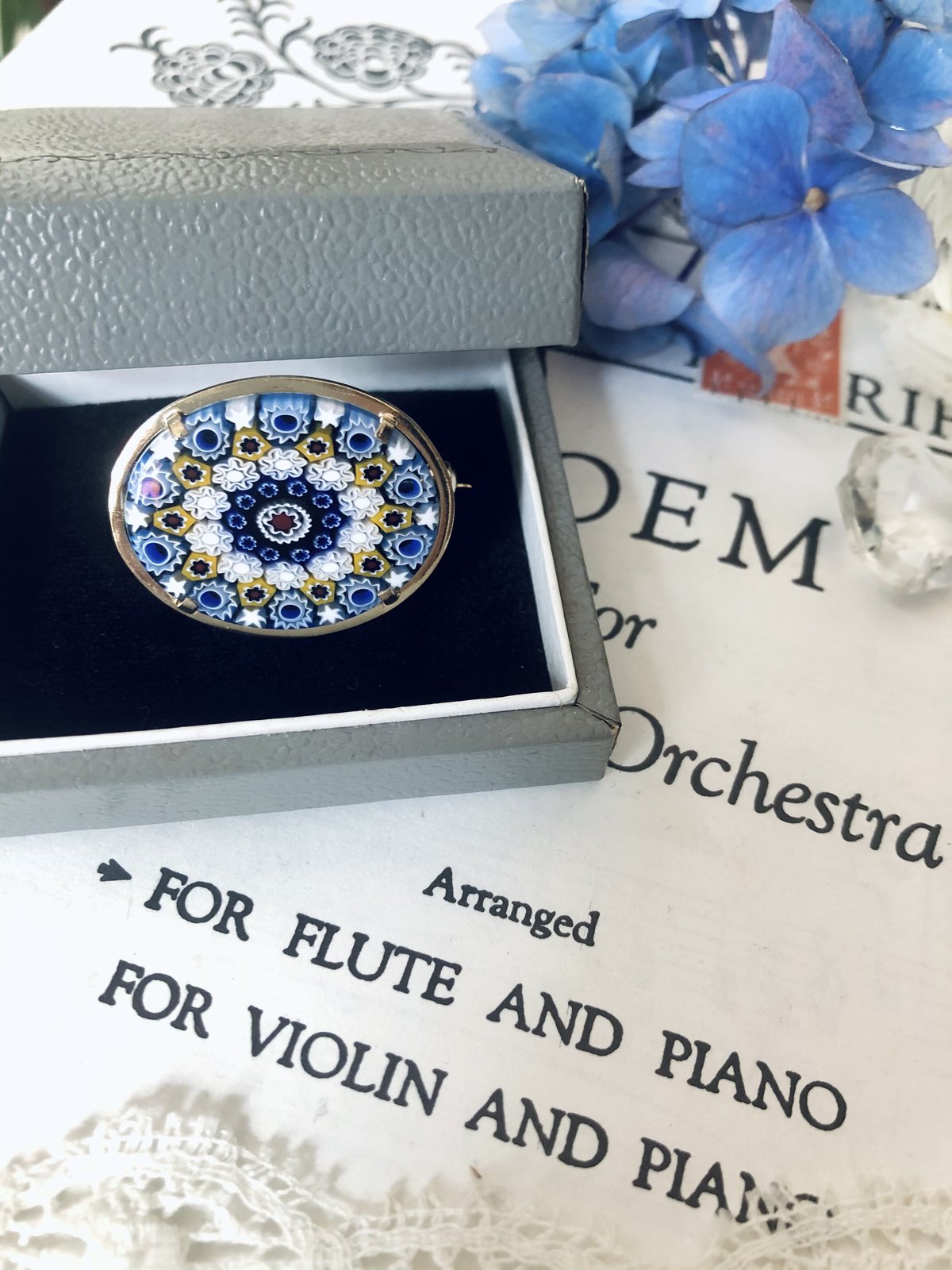 ○ab-72/ミルフィオリのガラス製ブローチ | PISKEY -イギリスの