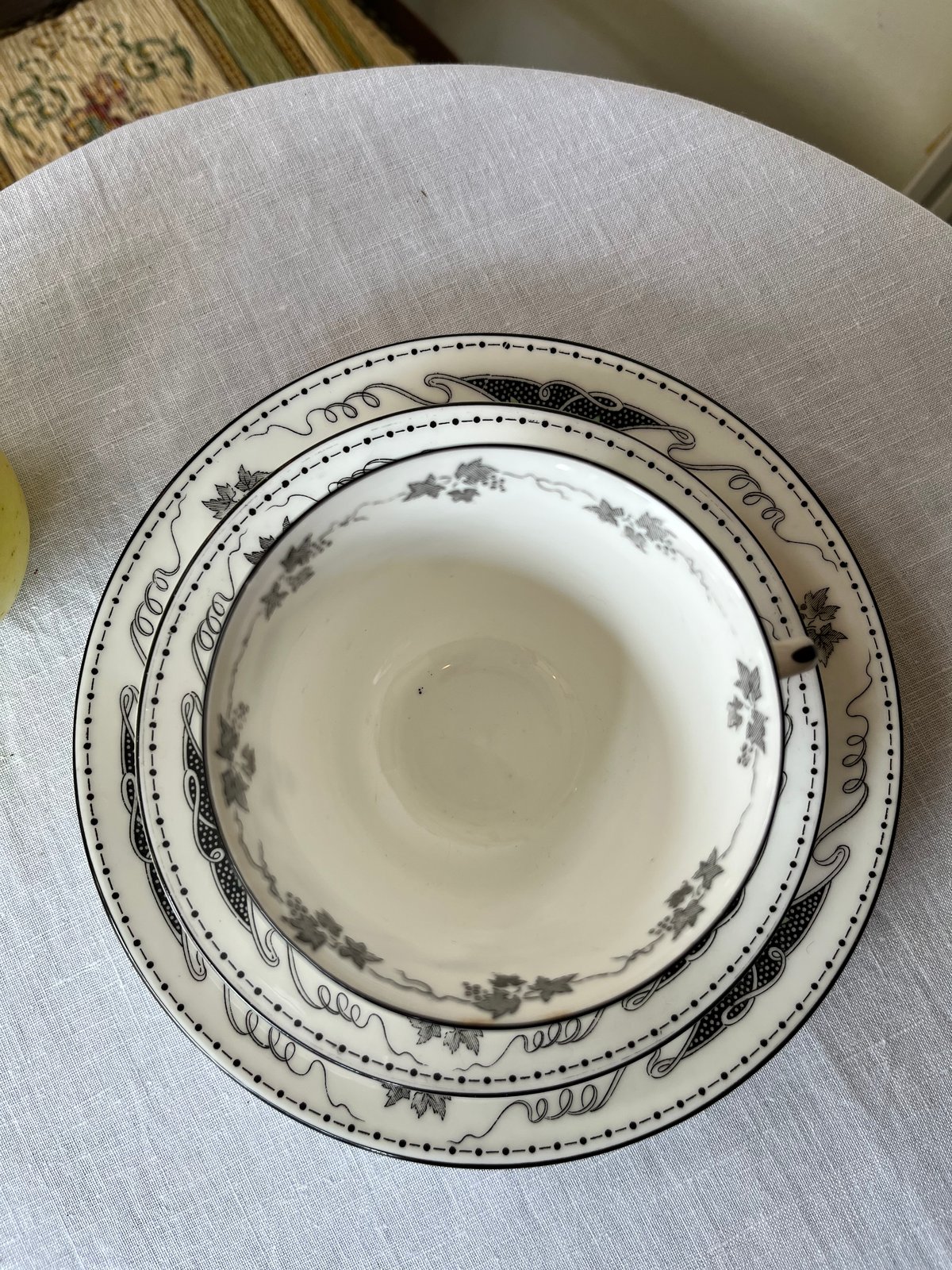 アールデコ プレート 英国 Shelley 製 ○sh-41/Shelley アール・デコのトリオ カップ＆ソーサー＋プレート