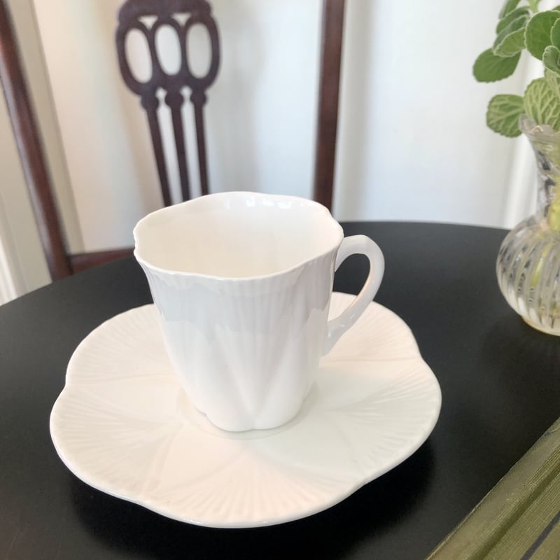 shelley バラの蕾シェリーdainty グリーン カップ＆ソーサー shelley バラの蕾シェリーdainty グリーン カップ＆ソーサー