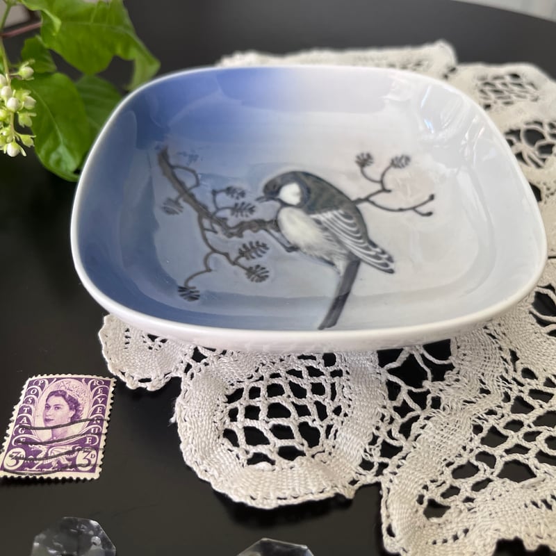 ○po-100/1969-1973年製 ロイヤルコペンハーゲン シジュウカラのピン