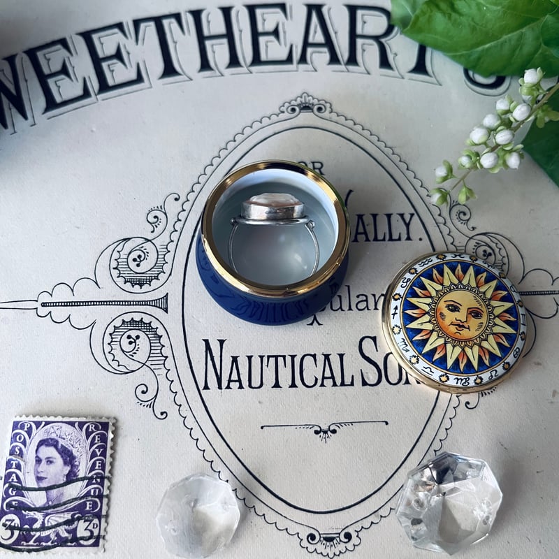 ○o-138/ハンドペイントの「zodiac」エナメルボックス | PISKEY