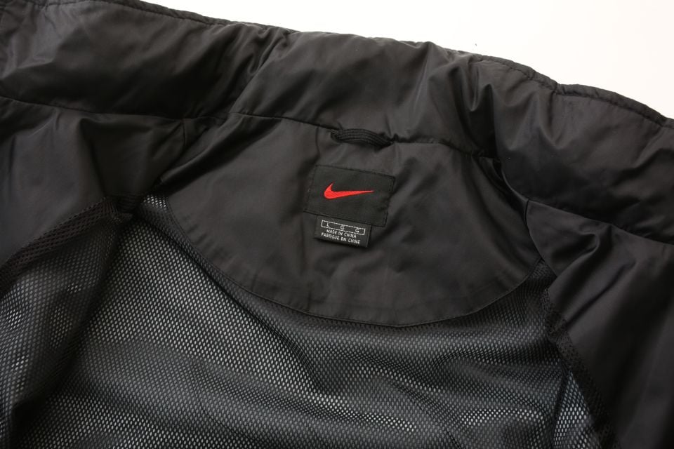 美品 00s NIKE ナイキトータル90 ナイロンジャケット 90'S~00'S NIKE ナイロンジャケット | FREAKY