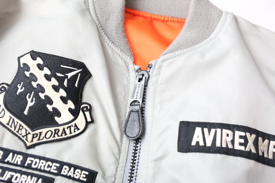 アヴィレックス MA-1 フライトジャケット U.S.AIR FORCE X-15 | Blue アヴィレックス MA-1 フライトジャケット U.S.AIR FORCE X-15 | Blue