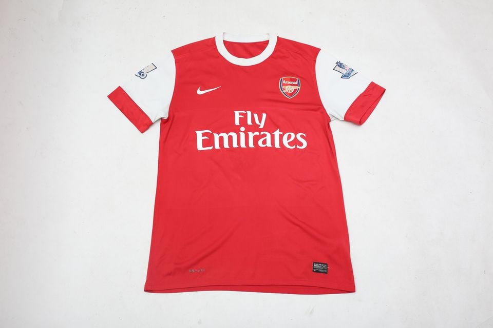 アーセナル ファブレガス シャツ イエロー アーセナルFC サッカーユニフォーム SIZE S レッド×ホワイト