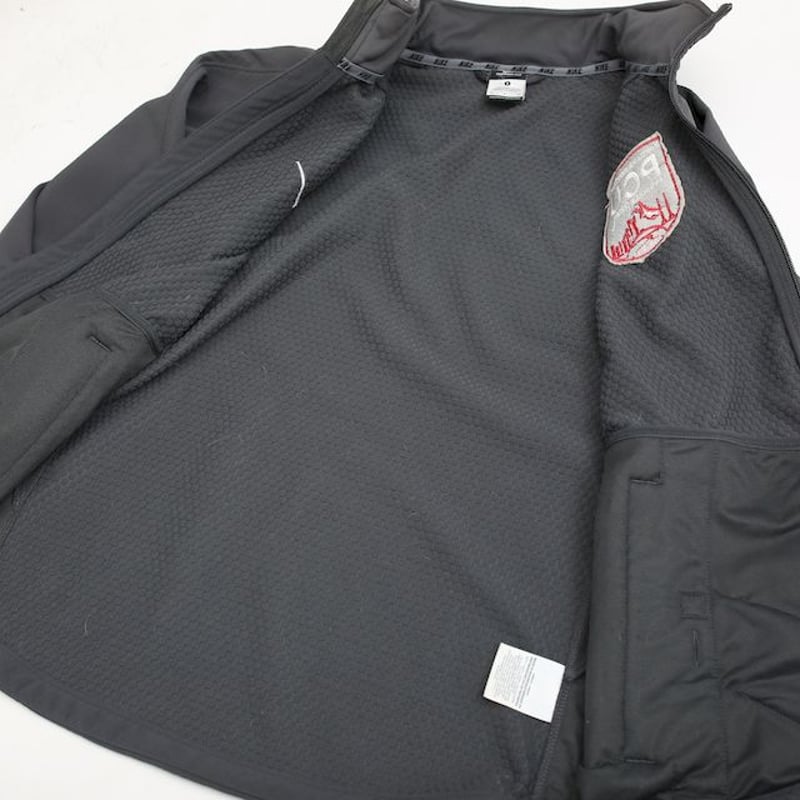 ナイキ ソフトシェル ジャケット Nike Nylon Jacket | Blue ナイキ ソフトシェル ジャケット Nike Nylon Jacket | Blue