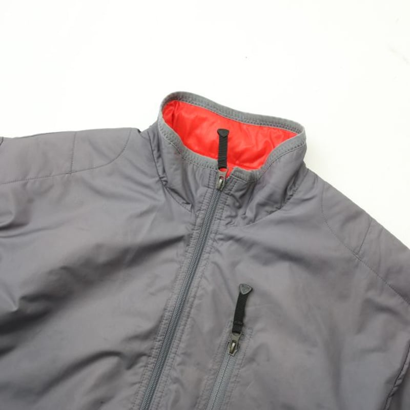 nike acg ハーフジップジャケット　サイズL ナイキ　パフジャケット nike acg ハーフジップジャケットサイズL ナイキパフジャケット