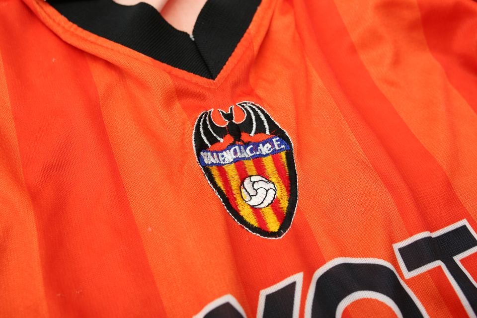 バレンシア 長袖サッカーシャツ・ビンテージユニフォーム バレンシア 長袖サッカーシャツ・ビンテージユニフォーム