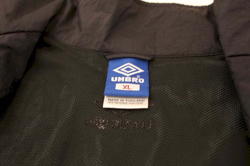 アンブロ ナイロンジャケット UMBRO | Blue アンブロ ナイロンジャケット UMBRO | Blue
