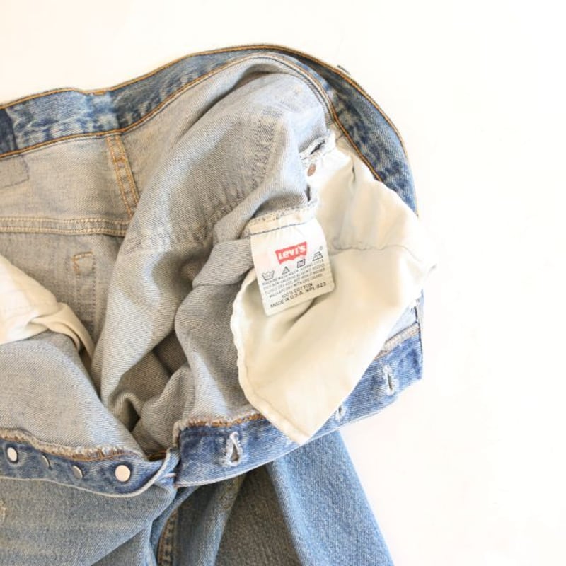 90s　リーバイス501　ユーロヴィンテージ　イギリス製　デニムパンツ　ダメージ Levi's - 90s リーバイス501 ユーロヴィンテージ イギリス製