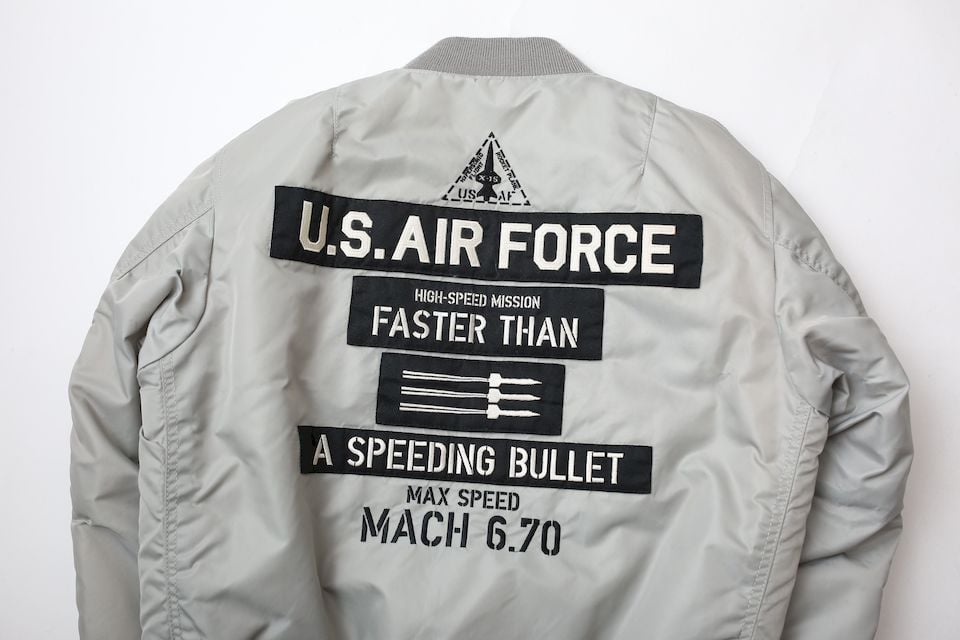 アヴィレックス MA-1 フライトジャケット U.S.AIR FORCE X-15 | Blue アヴィレックス MA-1 フライトジャケット U.S.AIR FORCE X-15 | Blue