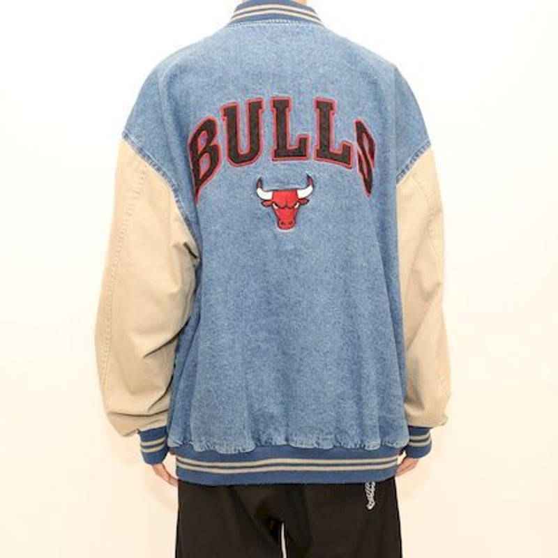 メンズCHICAGO BULLS シカゴ ブルズ スタジャン - スタジャン