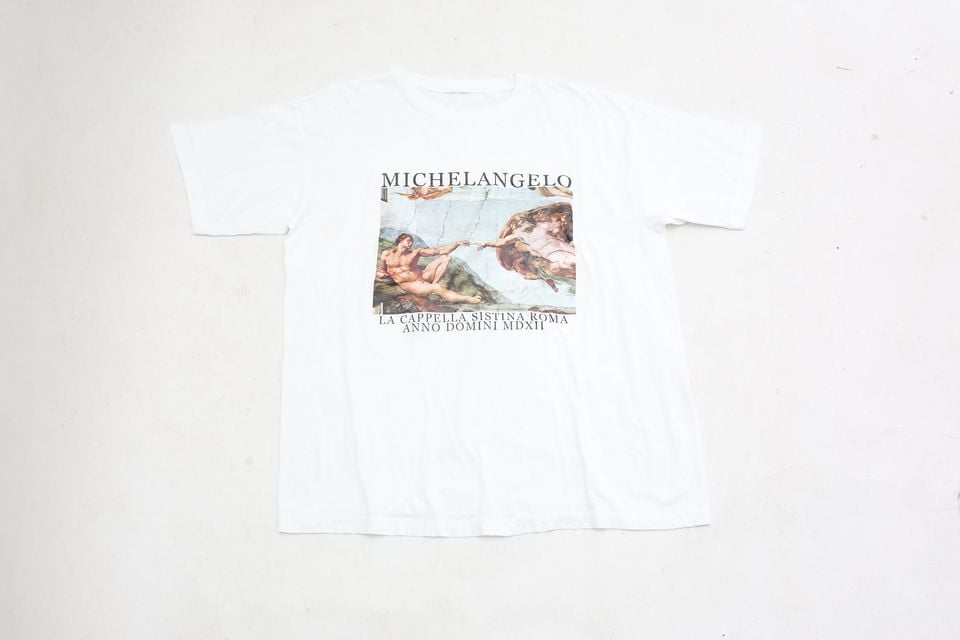 バチカン公式 ミケランジェロ アダムの創造 Tシャツ L システィーナ礼拝堂 バチカン公式 ミケランジェロ アダムの創造 Tシャツ L