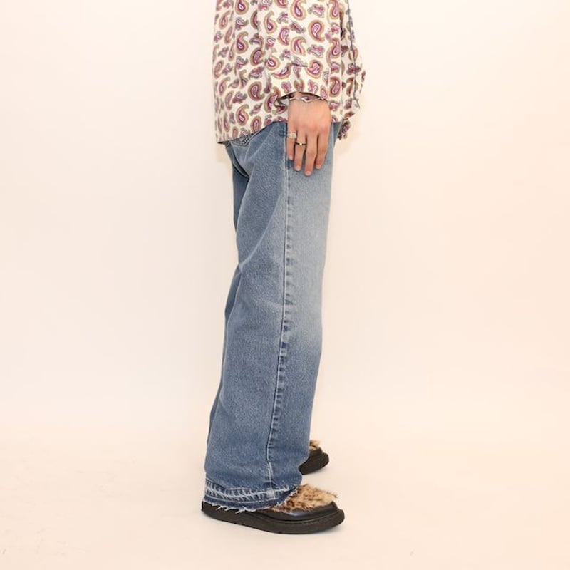 【Levi’s】リーバイス517 フレアデニム　ダメージ　グランジ　ボロ 古着–Levi's 517 ボロ デニム フレア パンツ – 【古着通販