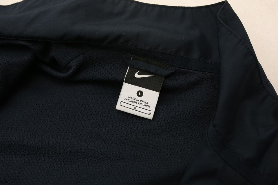 ナイキ アーセナルFC ナイロンジャケット Nike Arsenal FC Nylon ナイキ アーセナルFC ナイロンジャケット Nike Arsenal FC Nylon