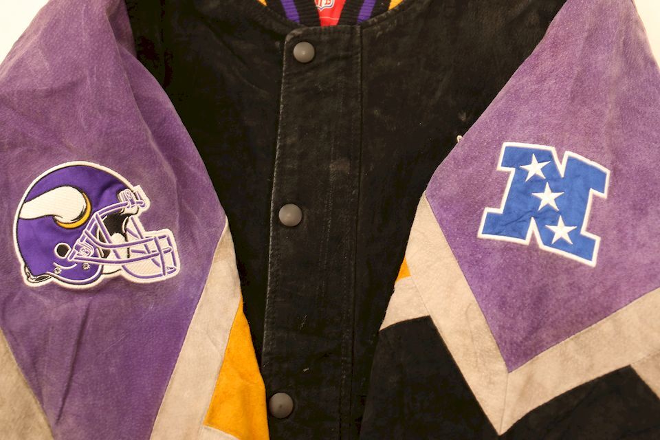 ミネソタバイキングス スタジャン Minnesota Vikings Suede ミネソタバイキングス スタジャン Minnesota Vikings Suede