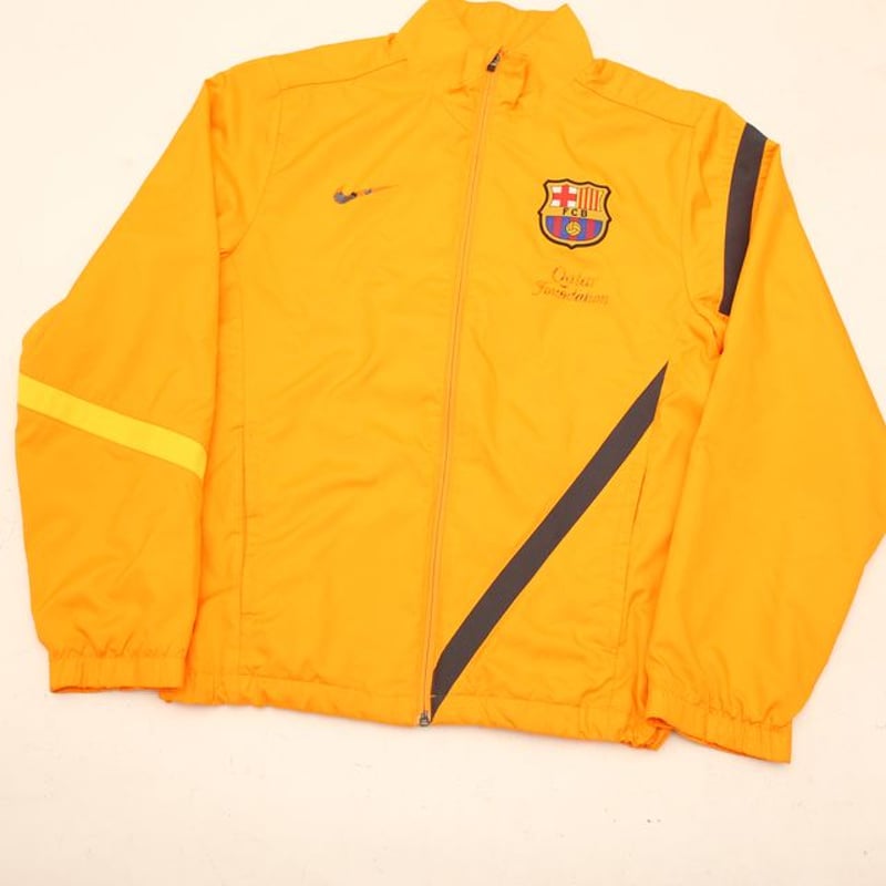 FCバルセロナ ナイロンジャケット Barcelona Nylon Jacket | Blue FCバルセロナ ナイロンジャケット Barcelona Nylon Jacket | Blue