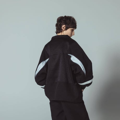 [e]Zip Line Jacquard Jacket-ブラック×ホワイト