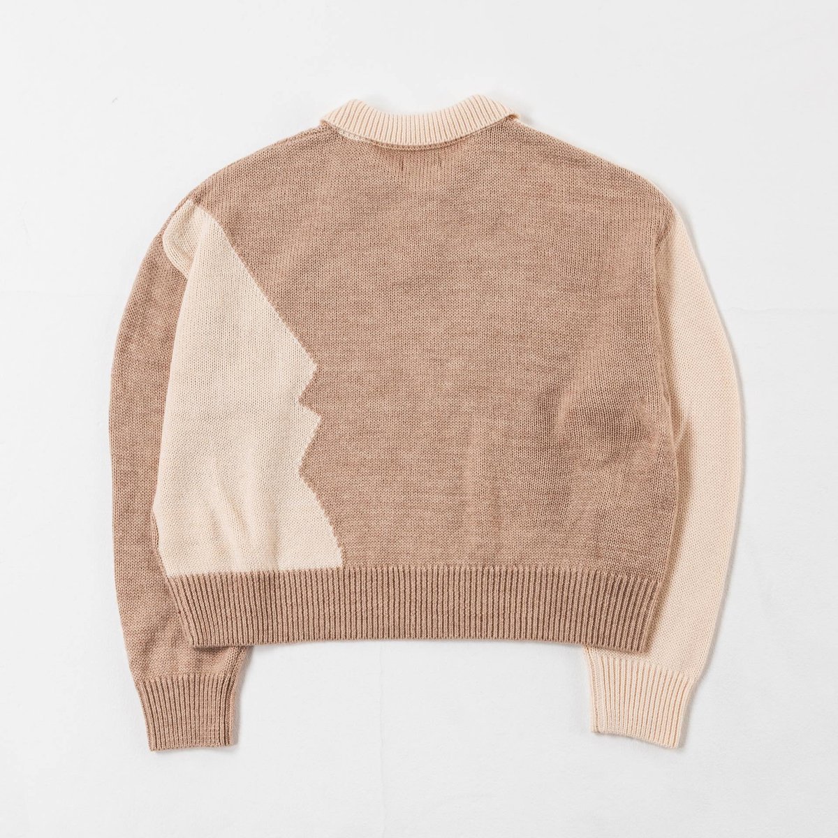 harapeco Bicolor Button Knit - ベージュ fit=scale-down,w=1200