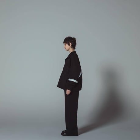 [e]Zip Line Jacquard Jacket-ブラック×ホワイト