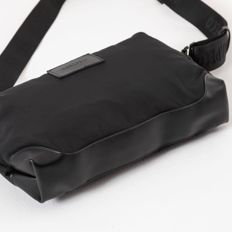 CUSHION BAG - ブラック | harapeco Store