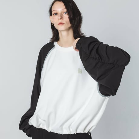 Shirred Flare Tops - ブラック