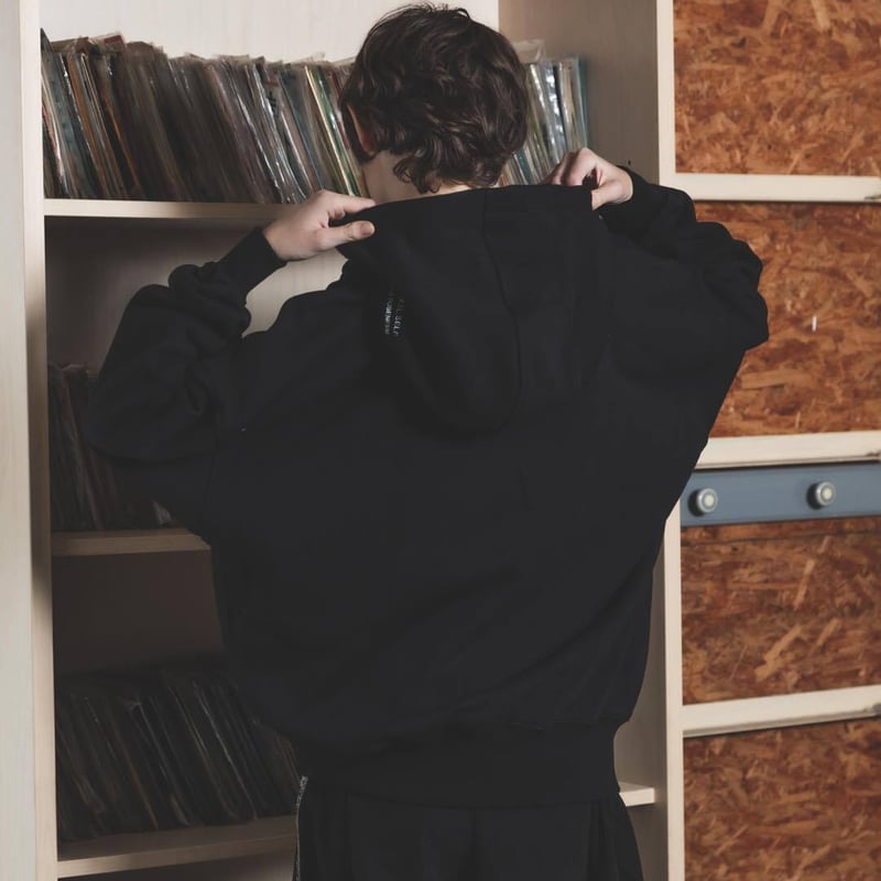 Okami Hoodie(Ippiki)-ブラック | harapeco Store