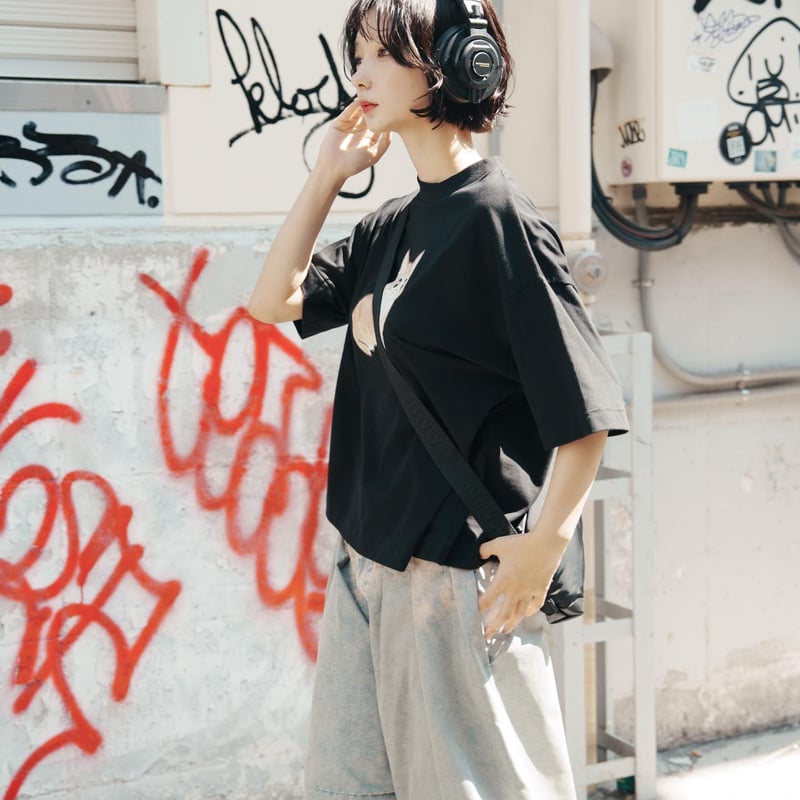 Washed-DEFORMED HALF PANTS - ブラック | harapeco Store