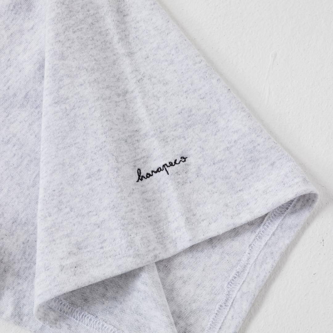 ラヴィページ【inst Pre-order】①③ Okami Tee（Ippiki）-ブラック | harapeco Store