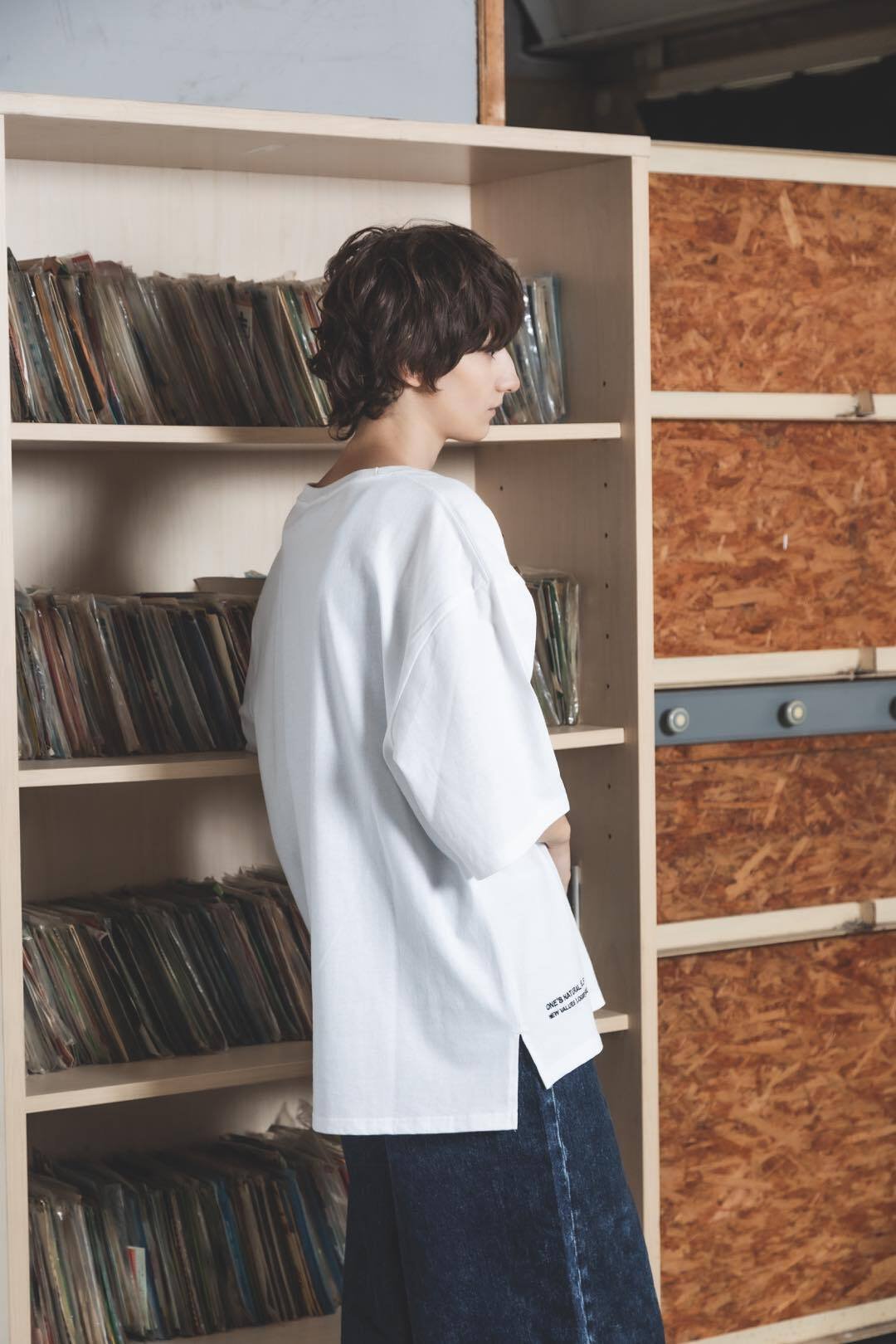 Neko Tee (Akubi)-ホワイト | harapeco Store Neko Tee (Akubi)-ホワイト | harapeco Store