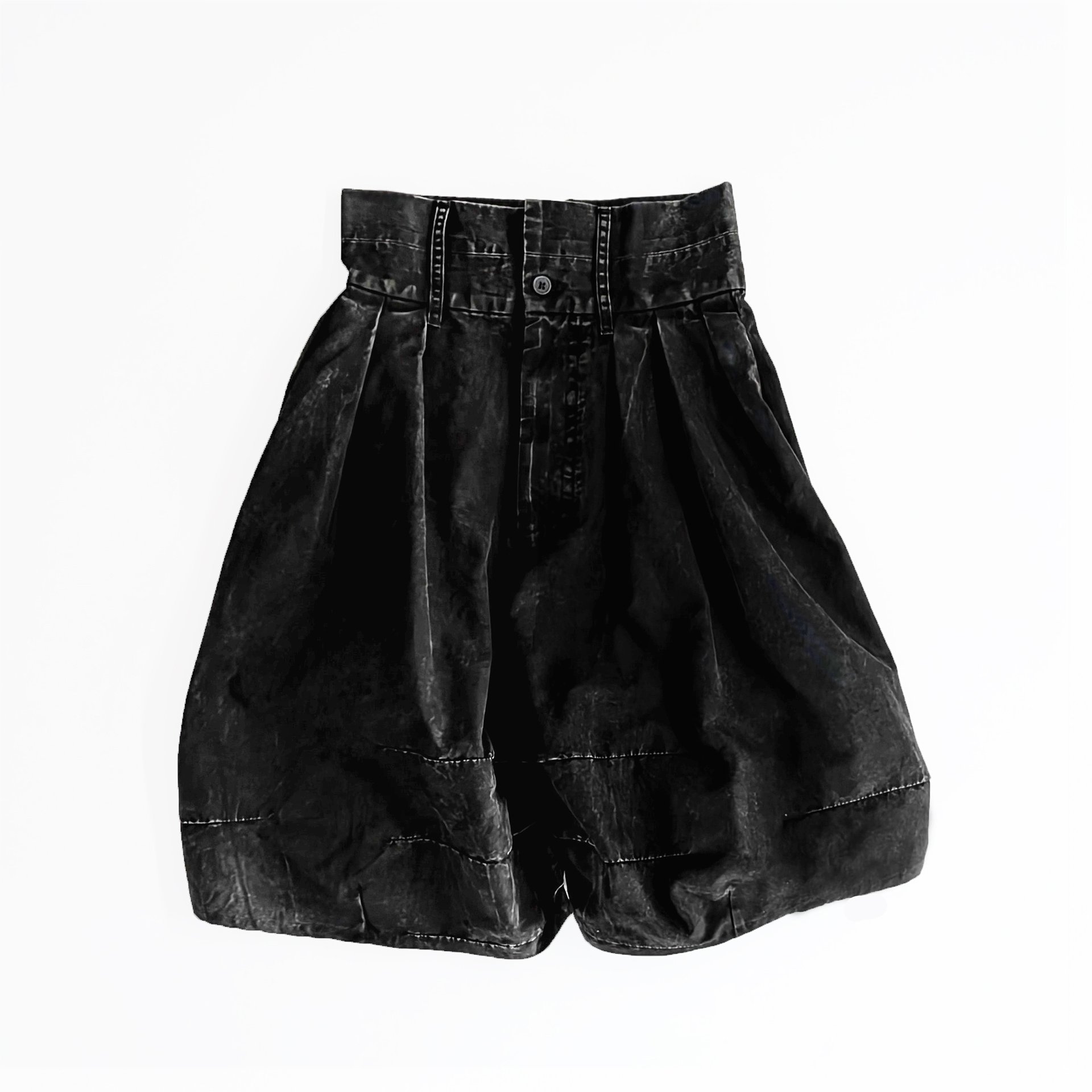 Washed-DEFORMED HALF PANTS - ブラック | harapeco Store