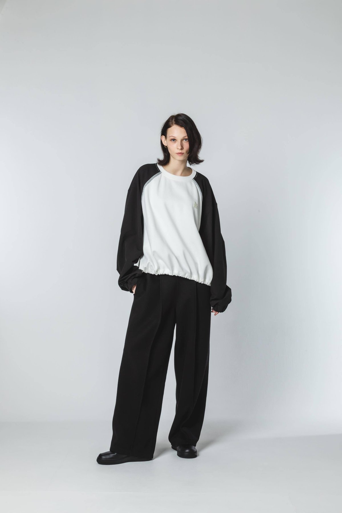 Shirred Flare Tops - ブラック | harapeco Store