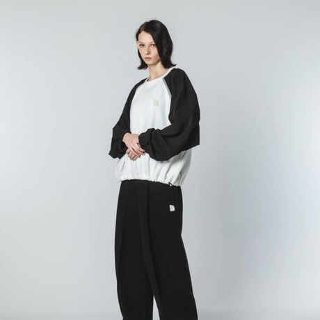 Shirred Flare Tops - ブラック