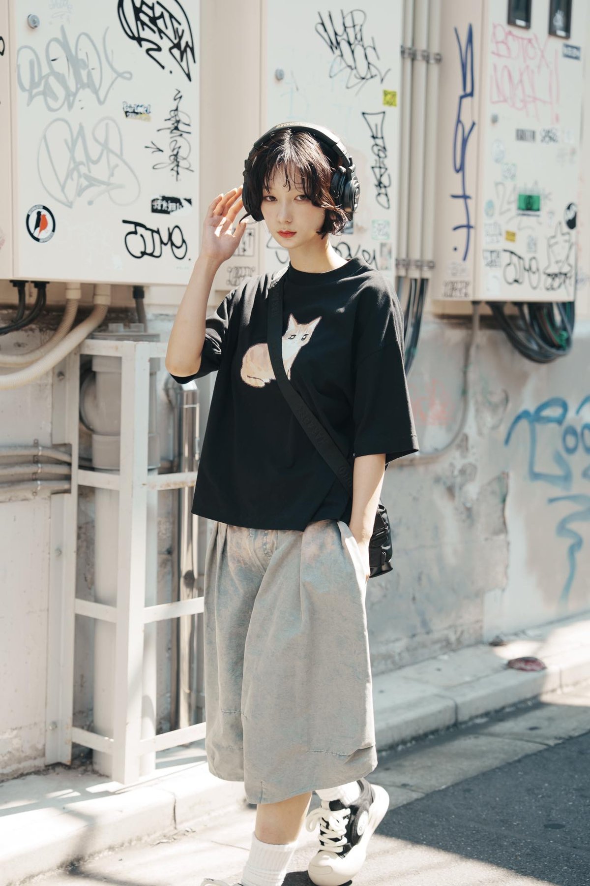 GENTLE CAT TEE（mochiNeko） - ブラック | harapeco Store