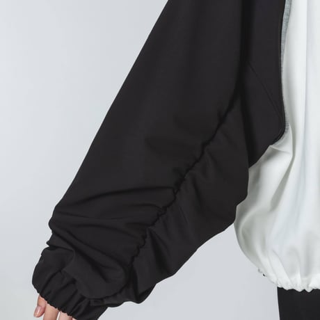 Shirred Flare Tops - ブラック