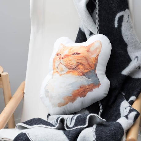 Neko Cushion  [MabushiiNeko]