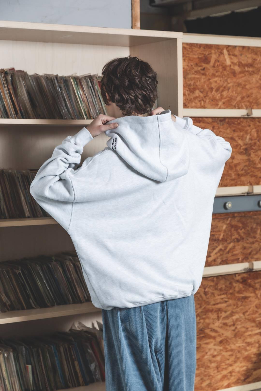 harapeco Neko Hoodie(Akubi) ハラペコ Neko Hoodie(Akubi)-グレー