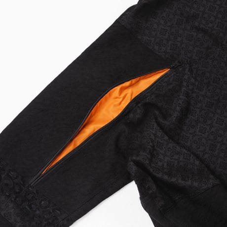 [e]Zip Line Jacquard Jacket-ブラック×オレンジ