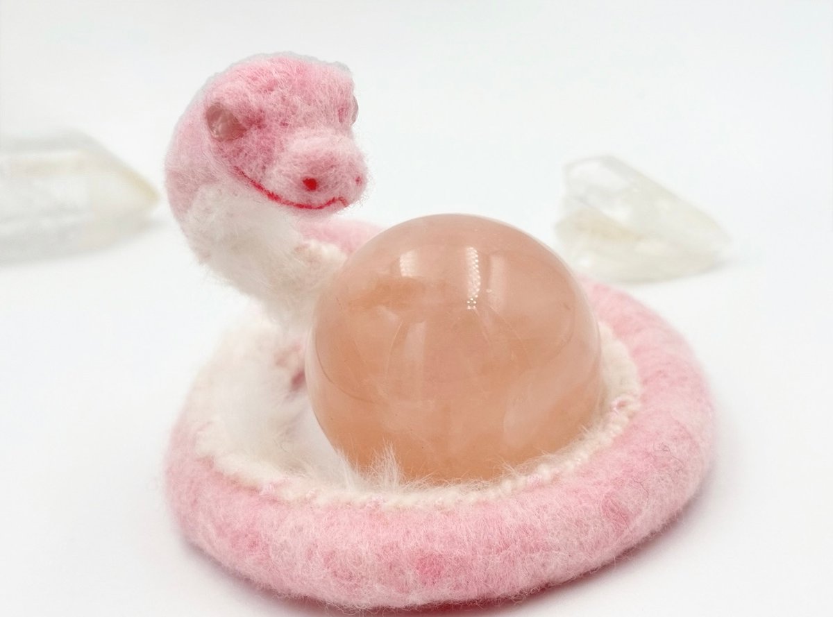 スペシャルアーティストお守り商品】Dragon BreederMIURAYOKO〜世界に