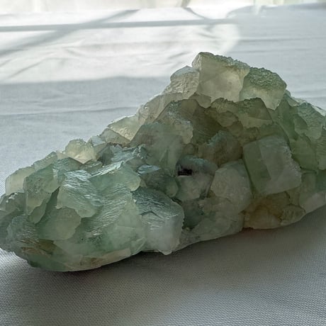 翠晶の聖獣 ― クリスタリア（Crystalia）・アポフィライト