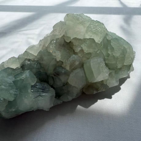 翠晶の聖獣 ― クリスタリア（Crystalia）・アポフィライト