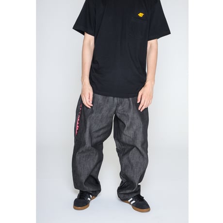 4D® DENIM JEANS