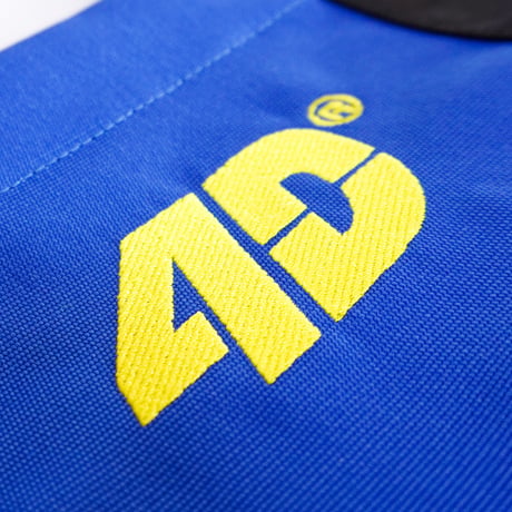 64D® TOTE