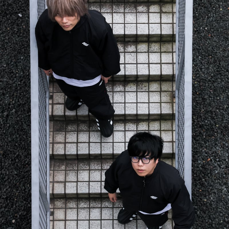 4D® EZ JKT | FOUR DOTS®︎ 4D® EZ JKT | FOUR DOTS®︎